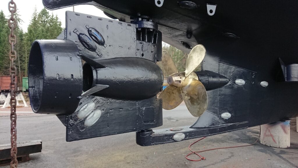 CS Suursaari main propeller polished